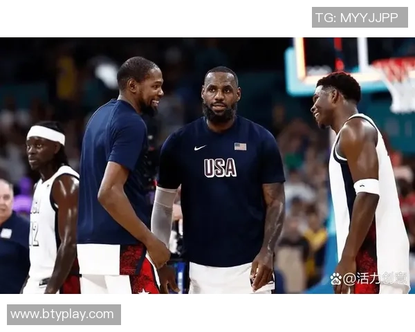 奥尼尔称赞詹姆斯团队意识强大善于把握接管时机与团队协作